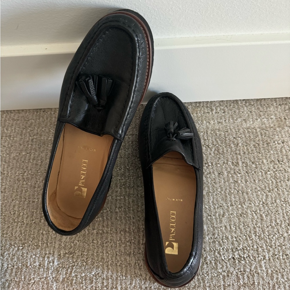 Pascucci Italian Leather Tassel Loafers – Black Slip‑On Loafers, Size 37.5